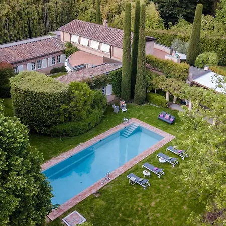 The Secret Escape. Luxury Redefined. Villa Lucca